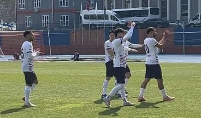 Zonguldak derbisinde gülen taraf Karadeniz Ereğli Belediyespor oldu: 0-2