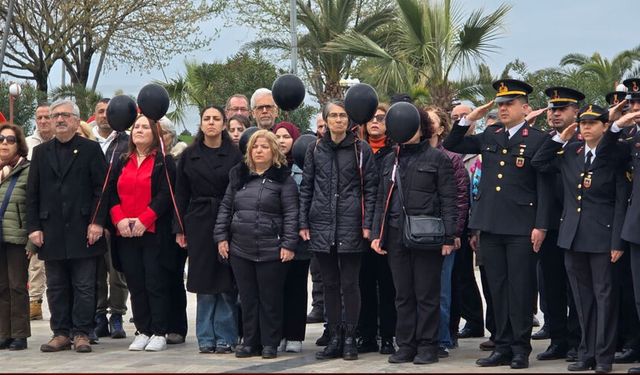 Ereğli’de 23 nisan iki ayrı törenle kutlandı