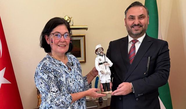 ZONSİAD'dan Güney Afrika Büyükelçiliği'ne ziyaret