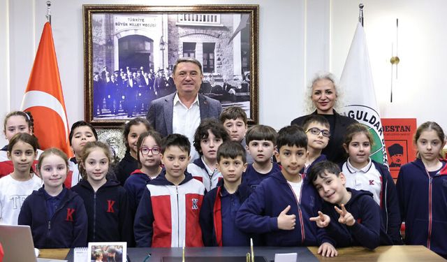 Tahsin Erdem, TED'li öğrencilerin sorularını yanıtladı