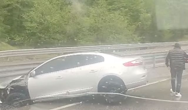 Yola dökülen yağ kazaya davetiye çıkardı: peş peşe 4 kaza