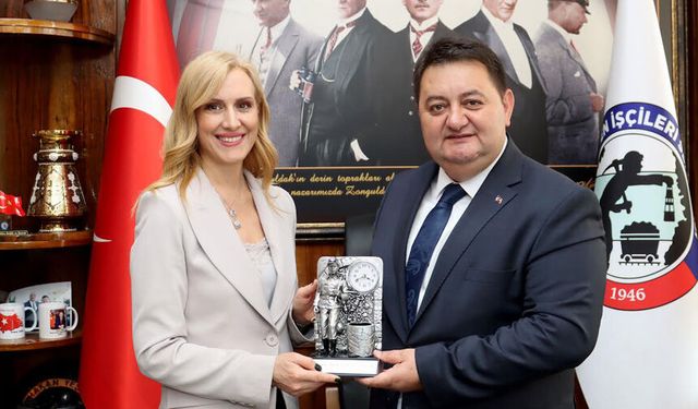 Prof. Dr. Sayan’dan GMİS’e ziyaret