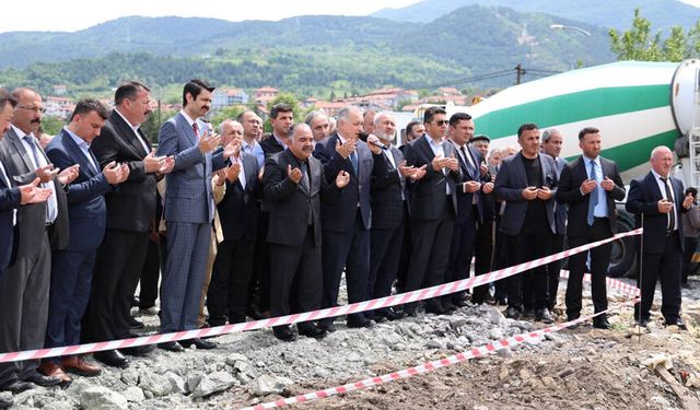 Devrek’te 4-5 yaş Kur’an kursu için temel atıldı