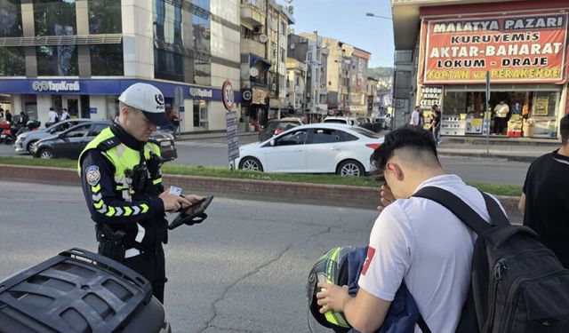 Ereğli polisi motosiklet sürücülerine yönelik denetim yaptı