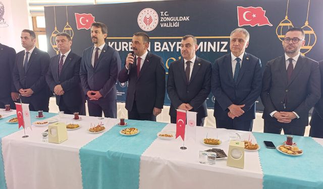 Protokol Polis Evi'nde bayramlaştı