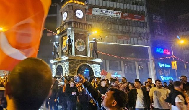Zonguldak'ta Galatasaray'ın şampiyonluk coşkusu geceye damga vurdu