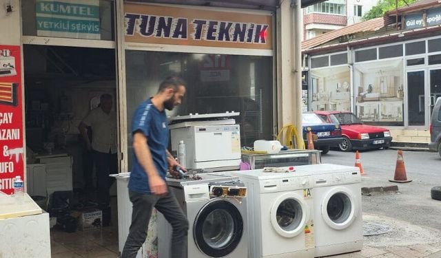 Beyaz eşya servisinin deposunda yangın
