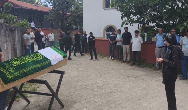 İsmail Eseroğlu gözyaşları arasında toprağa verildi