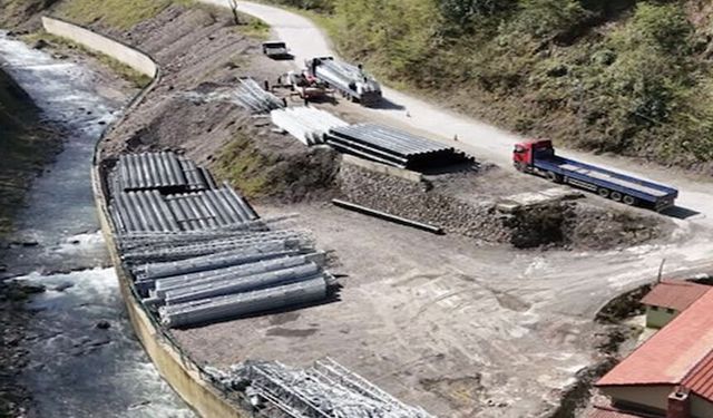 Gümeli’de elektrik hatları yenileniyor