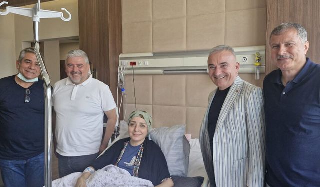 Murat Sesli'den Saadet Oruç'a geçmiş olsun ziyareti
