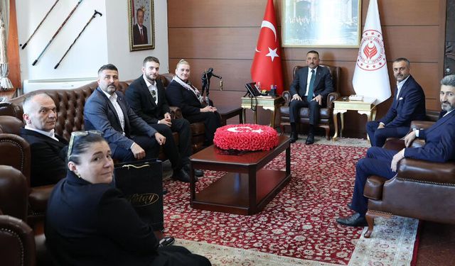 Anahtar Parti'den Vali Hacıbektaşoğlu'na ziyaret
