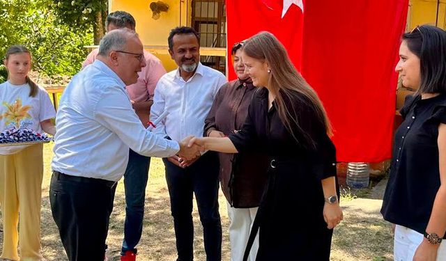 Hasbeyler Köyü'nde Arıcılık Kursunu tamamlayan kursiyerlere sertifikaları verildi