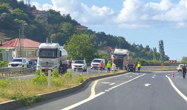 Ilıksu'da feci kaza: 2 Kişi ağır yaralı