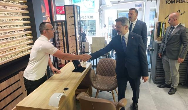 Bakan Yardımcısı esnafı ziyaret etti