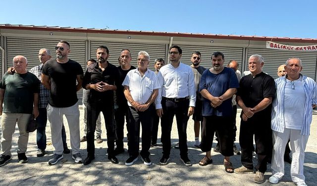 Esnaftan Vali ve siyasetçilere çağrı: “O koltuklar oturmak için değil, hizmet için!”