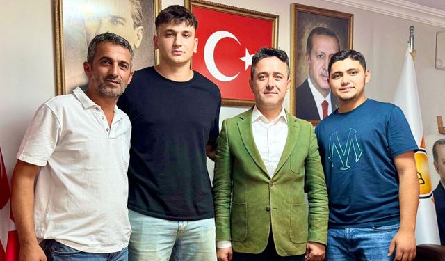 Sezer Köroğlu: “Gençlerimizin enerjisiyle daha güçlü yarınlara yürüyeceğiz”