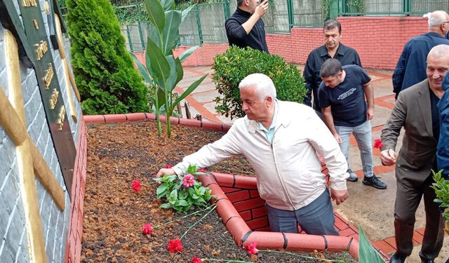 Avni Cinel ölümünün 22’nci yılında anıldı
