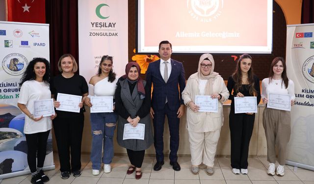 Kilimli YEG’den aile hukuku eğitimi verildi