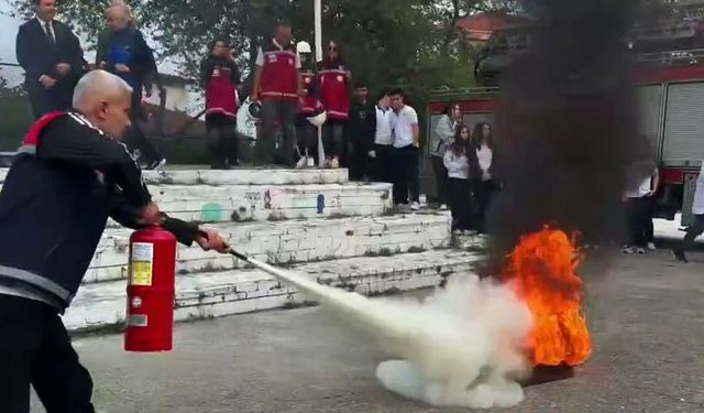 Zonguldak Fen Lisesi'nde afet tatbikatı yapıldı