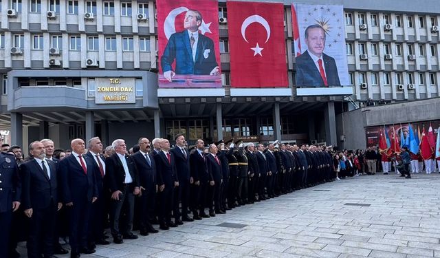 Zonguldak'ta 29 Ekim Cumhuriyet Bayramı törenle kutlandı