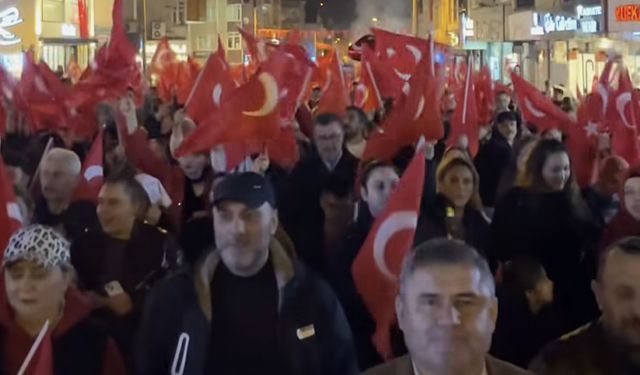 Ereğli’de Cumhuriyet coşkusu sokaklara taştı