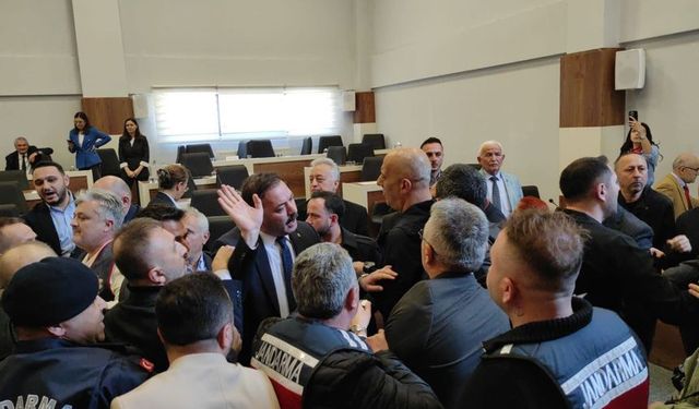 Olaylı İl Genel Meclisi seçimi yargıda: 20 sanıklı davada yeni duruşma tarihi belirlendi