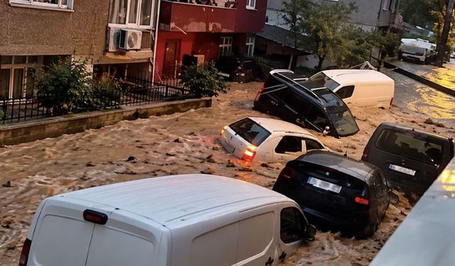 İstanbul’da sağanak felaketi: 14 yaşındaki çocuk elektrik akımına kapıldı