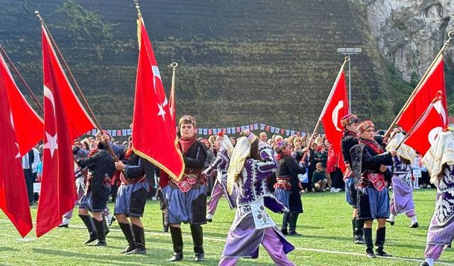 Kozlu’da Cumhuriyet Bayramı coşkuyla kutlandı