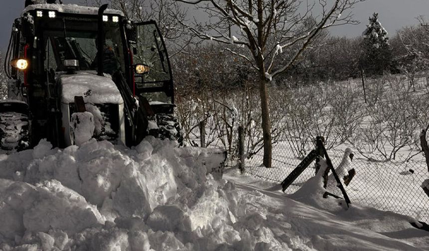 Özel İdare ekiplerinin yoğun mücadelesi sürüyor: Zonguldak’ta kapalı yol sayısı 62’ye düştü!