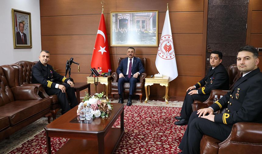 Vali Hacıbektaşoğlu, TCG Karayel Gemisi Komutanlarını ağırladı