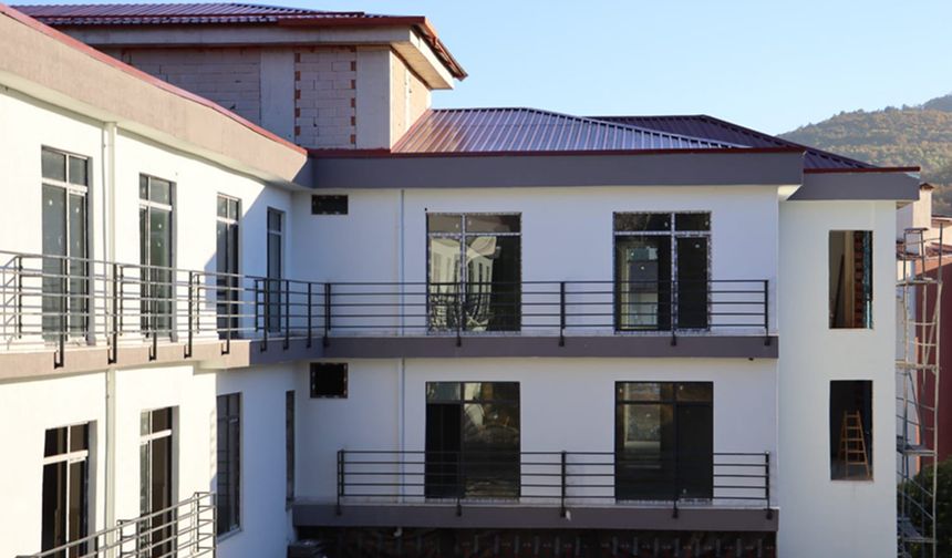 80 Kişilik Huzurevi inşaatının % 95'i tamamlandı