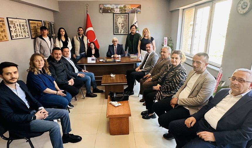 AK Parti'den KGD Başkan ve Yönetimine ziyaret