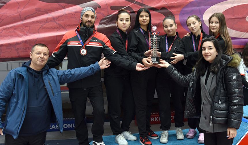 Zonguldaklı gençler Erzurum’da şampiyon oldu