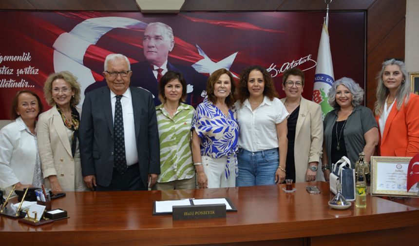 Ereğli Belediyesi’nde bayramlaşmaya yoğun ilgi