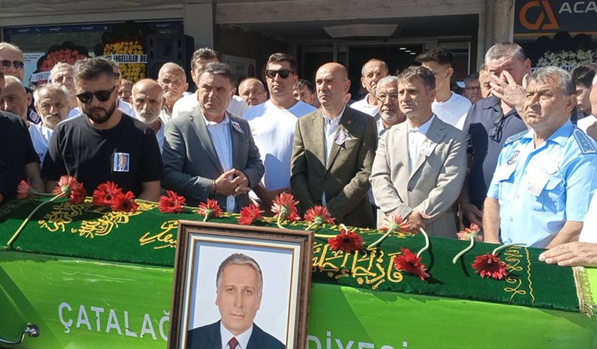Adnan Akgün, gözyaşları arasında son yolculuğuna uğurlandı