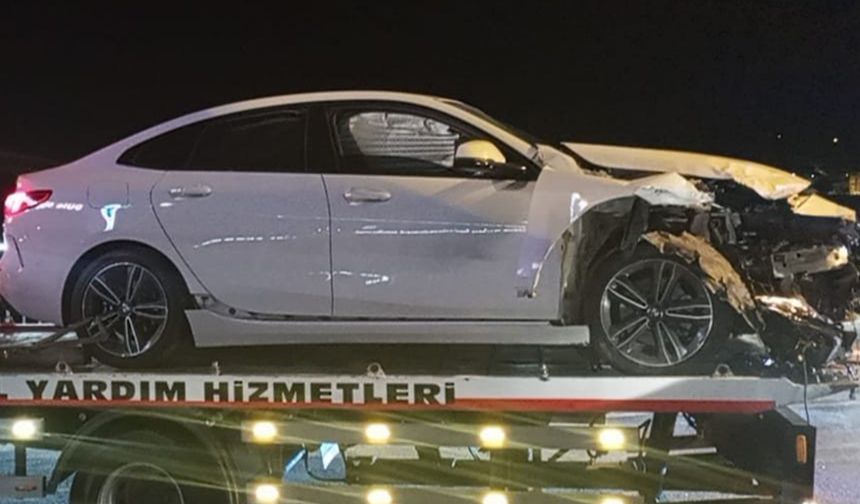 Çaycuma’da zincirleme kaza: Sürücü aracını bırakıp kaçtı