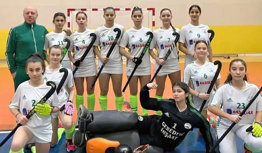 Kozlu Spor Hokey Takımı, Avrupa Şampiyonluğu İçin Meclisten Destek İstedi