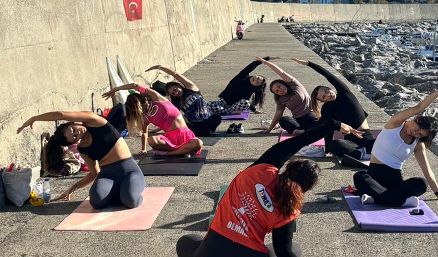 Güne Yoga ile başladılar!