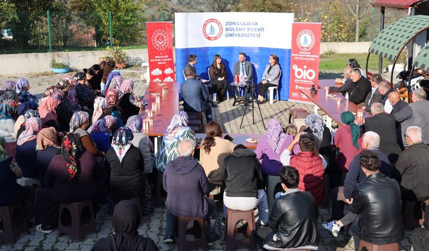 BEUN, 'Bilim Kafe Söyleşileri', köy halkıyla buluştu: 'Kadına yönelik şiddete hayır'