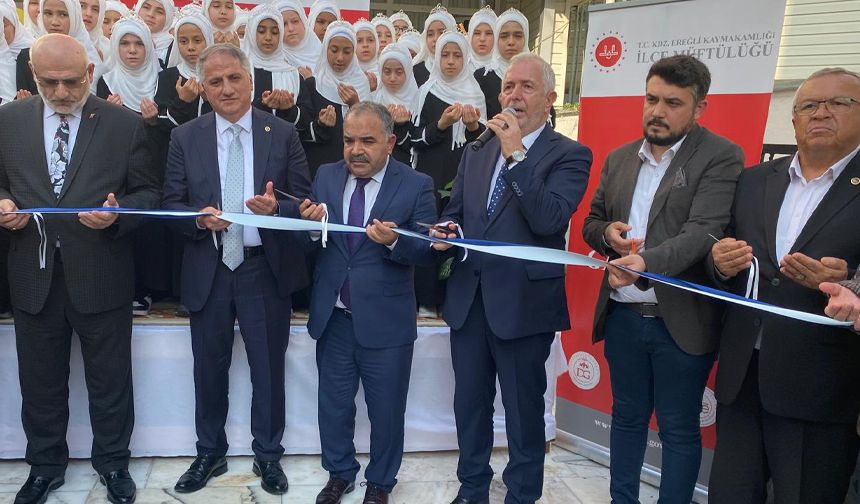 Aynı günde iki Kur-an Kursu açıldı…