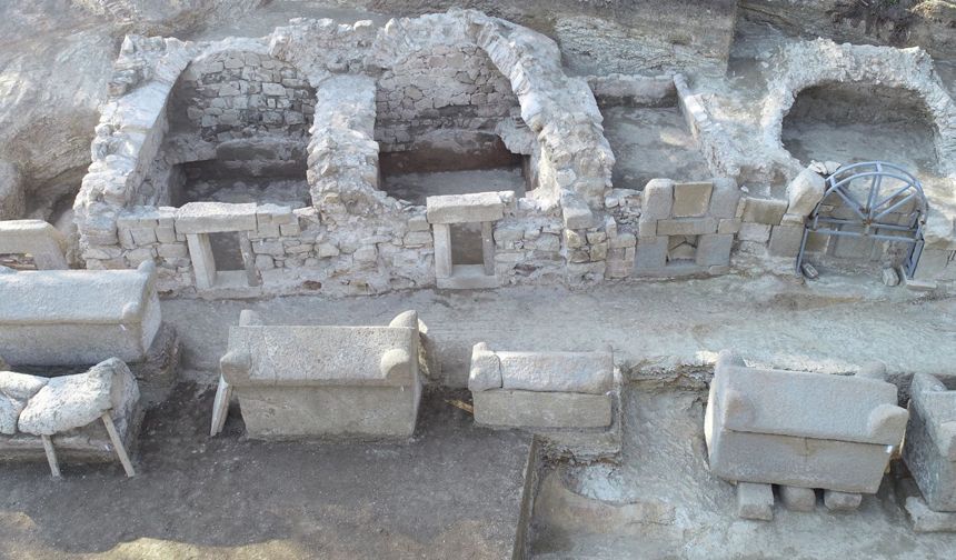 Tios Antik Kenti’nde Karadeniz Bölgesi’nin en büyük mezarlık alanı bulundu