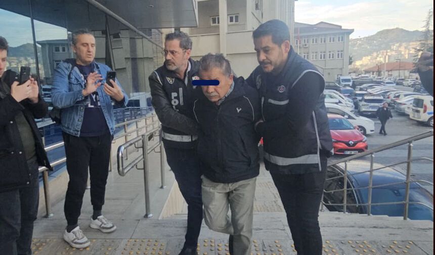 Kozlu’da dini duyguları istismar ettiği öne sürülen 70 yaşındaki R.E. adliyeye sevk edildi