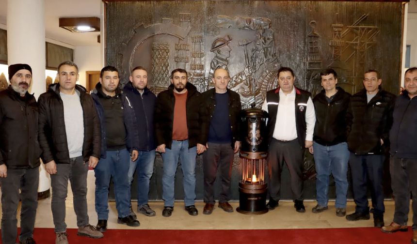 Emekliye ayrılan madencilerden GMİS'e ziyaret