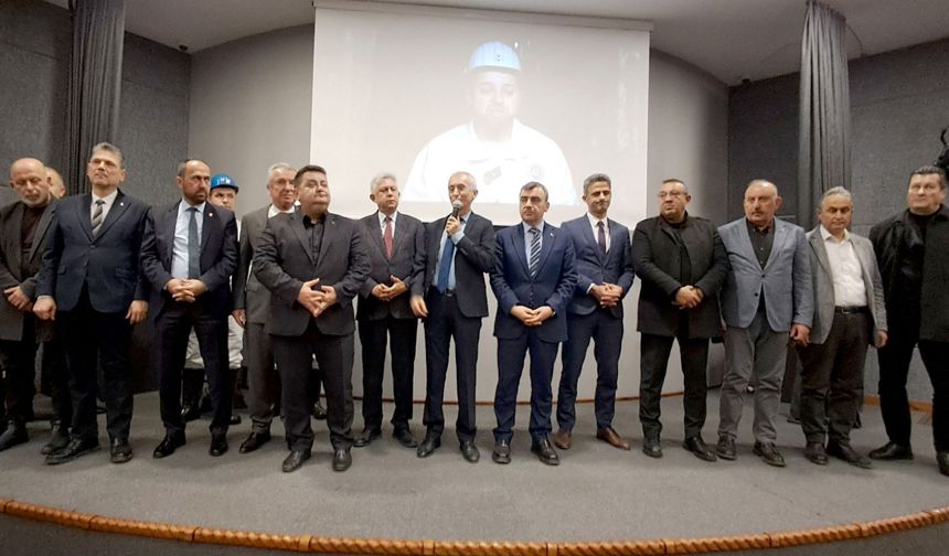 Depremin yıldönümünde duygusal anlar