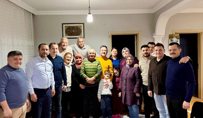 Umre'den dönen Sultan Köroğlu'na sürpriz ziyaret