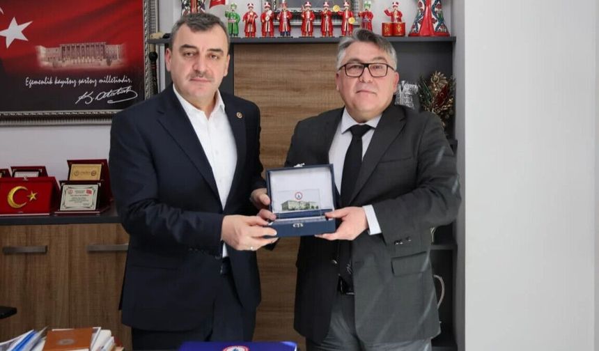 Rektör Özölçer, milletvekili Çolakoğlu'nu Çaycuma’da zoyaret etti