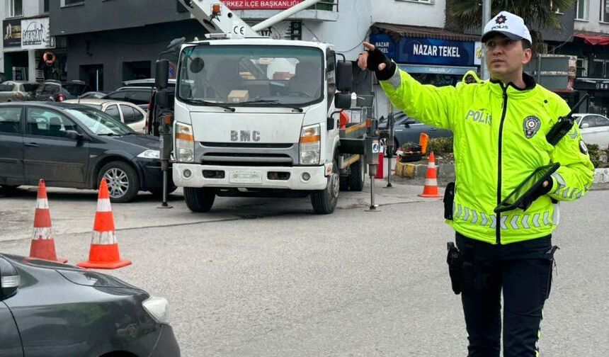 Zonguldak'ta trafik denetimi: Liman Caddesi'nde sürücüler kontrol edildi
