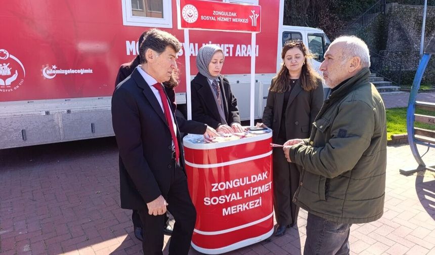Mobil sosyal hizmet aracı Zonguldak'ta tanıtıldı