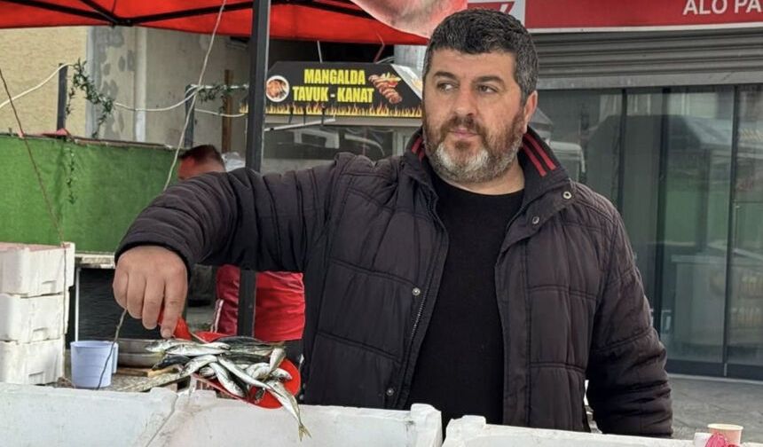 Zonguldak'ta tezgahlarda nöbet değişimi: Hamsinin yerini istavrit aldı