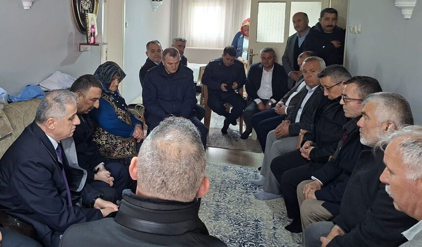 Şehit Ömer Eroğlu’nun Ailesine protokolden ziyaret